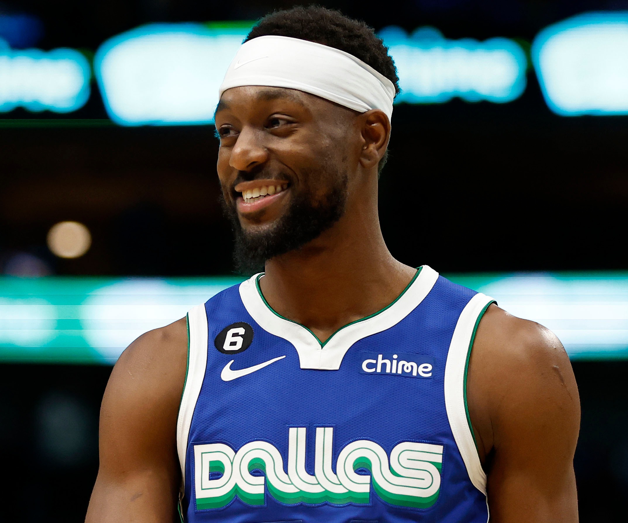 年轻球员提 年轻球员提