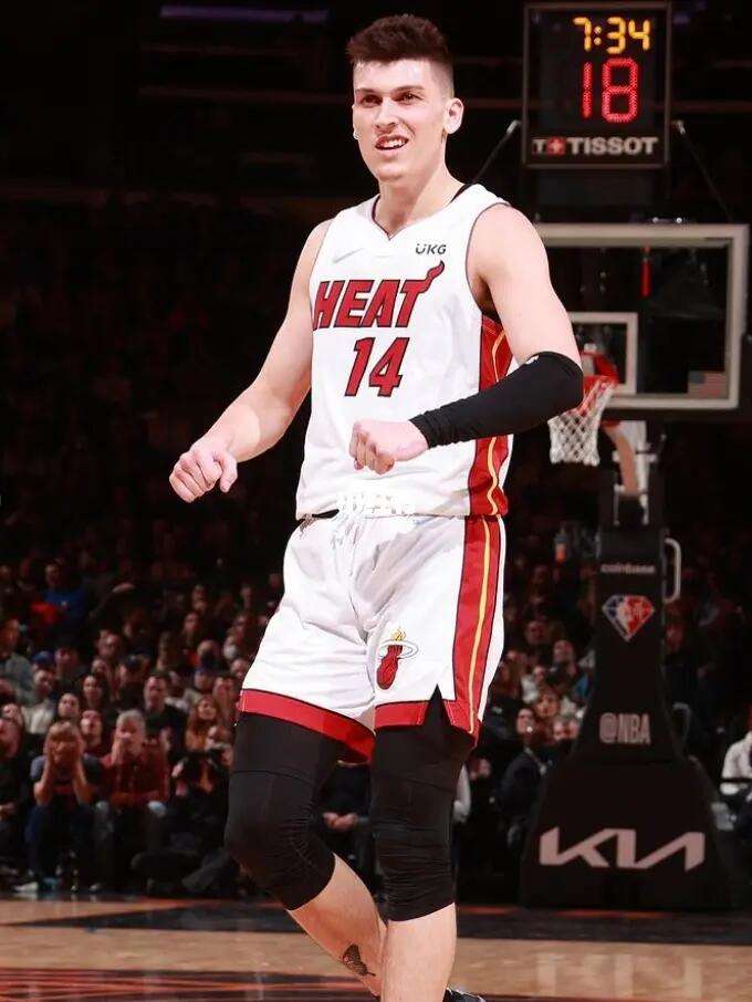 虽然第三节 虽然第三节