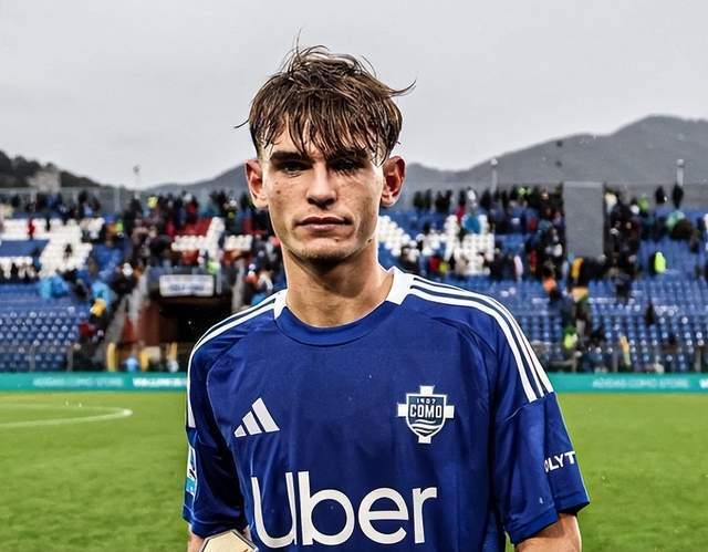 他越来越注 他越来越注